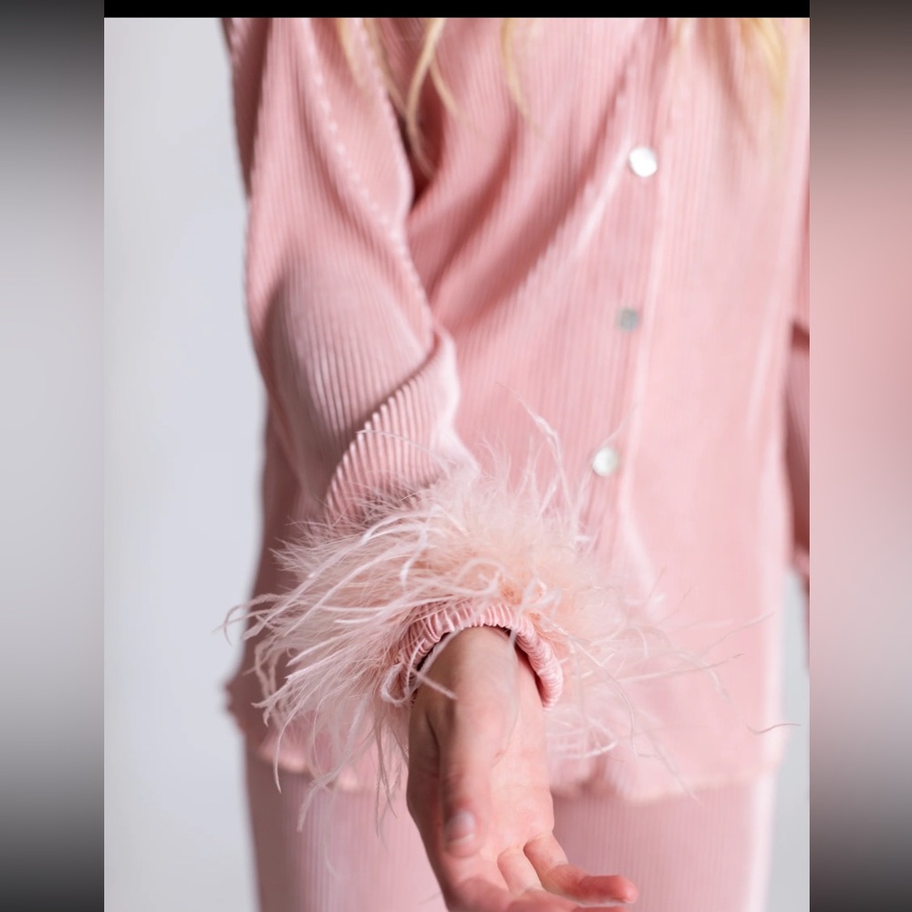Pink feather sleeve top with matching bottom